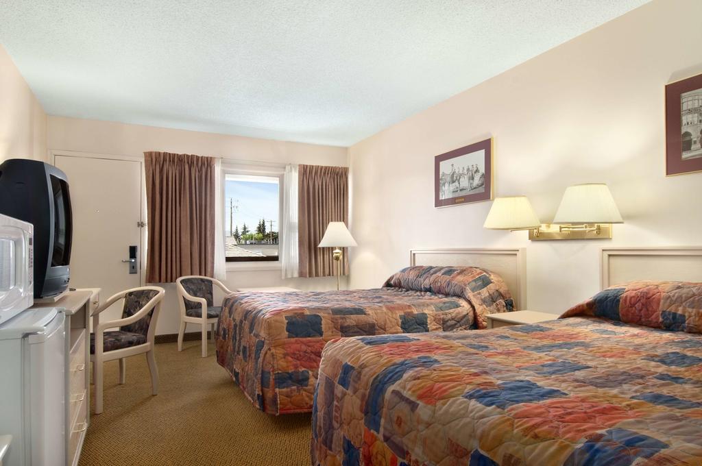 Thriftlodge Calgary North المظهر الخارجي الصورة